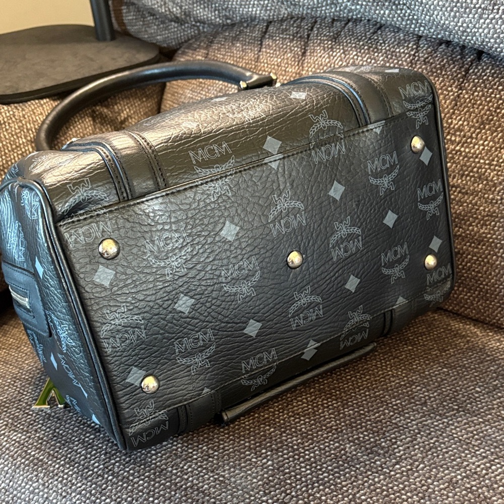 MCM Visetos Black Boston Bag and Logo Charm - Picture 7 of 11